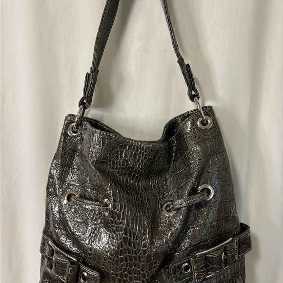 Metallic Green Croc-Embossed Shoulder Bag – Statement Y2K Style - Picture 14 of 14